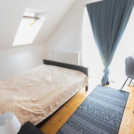 Hi-Bp Garden City Batsanyi Apartment 3 Rooms, Apartment Upstairs Near The City Train With Free Parking บูดาเปสต์ ภายนอก รูปภาพ