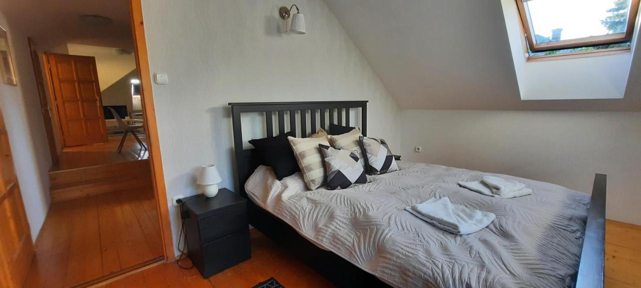Hi-Bp Garden City Batsanyi Apartment 3 Rooms, Apartment Upstairs Near The City Train With Free Parking บูดาเปสต์ ภายนอก รูปภาพ