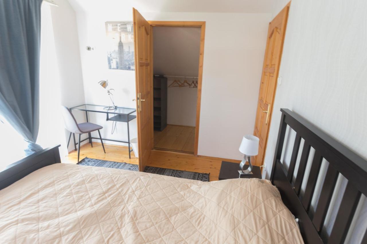 Hi-Bp Garden City Batsanyi Apartment 3 Rooms, Apartment Upstairs Near The City Train With Free Parking บูดาเปสต์ ภายนอก รูปภาพ